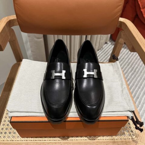 Hermès 小牛皮 Faubourg乐福鞋