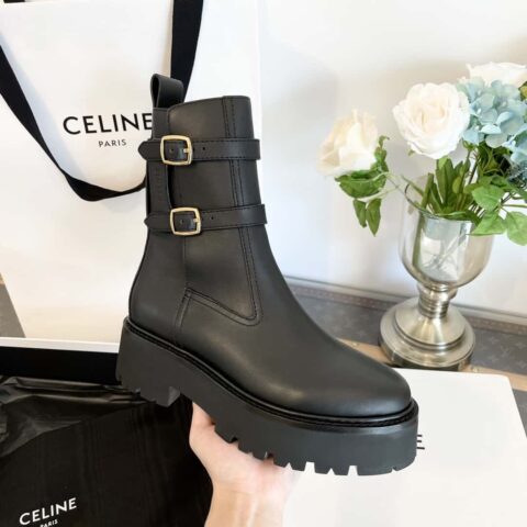 CELINE 赛林𝟐𝟎𝟐𝟐厚底机车短靴