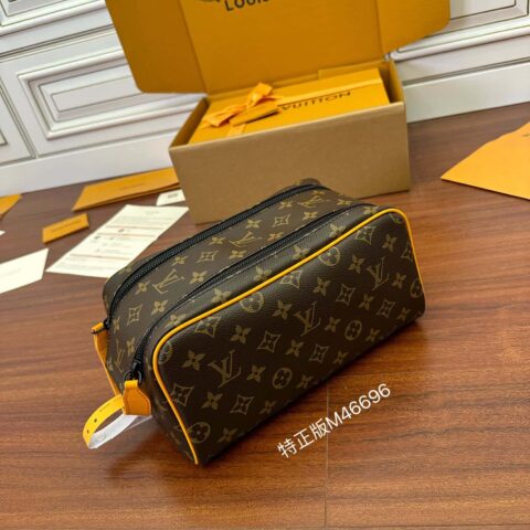 LV M46696 DOPP KIT 盥洗袋