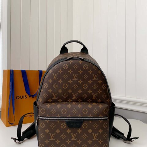 LV M46684 Discovery Backpack PM