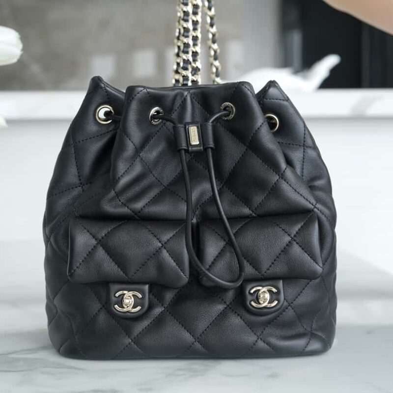 CHANEL 𝟮𝟯B手工坊 双肩包 AS4342黑色