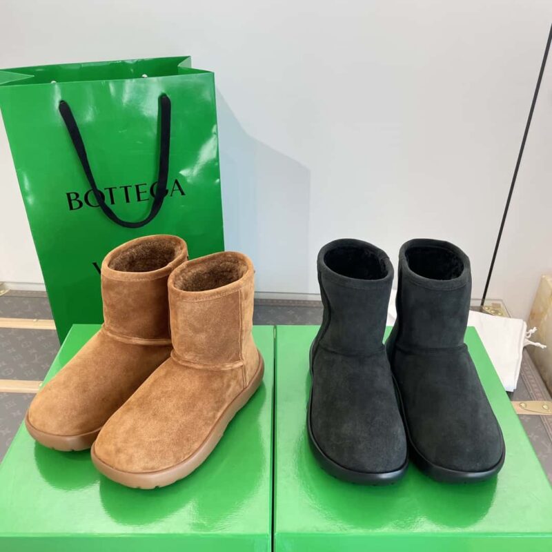 Bottega Veneta 𝟐𝟎𝟐𝟑葆蝶家SNAP系列秋冬雪地靴