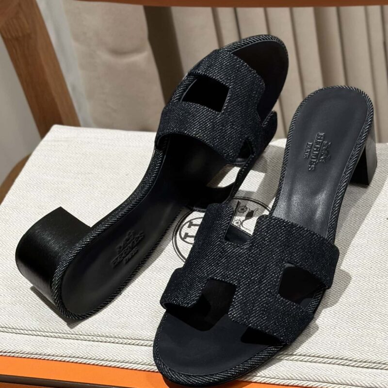 Hermès 最新款牛仔高跟鞋
