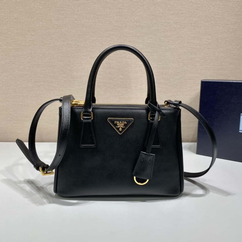 PRADA 进口十字纹牛皮杀手包 1BA896