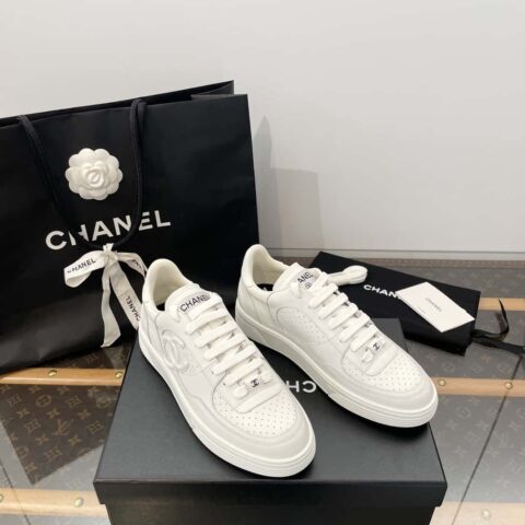 CHANEL 小香𝟐𝟎𝟐𝟑空军一号休闲运动小白鞋 G45079