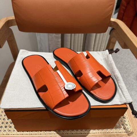 Hermès 鳄鱼皮 H家男神级拖鞋