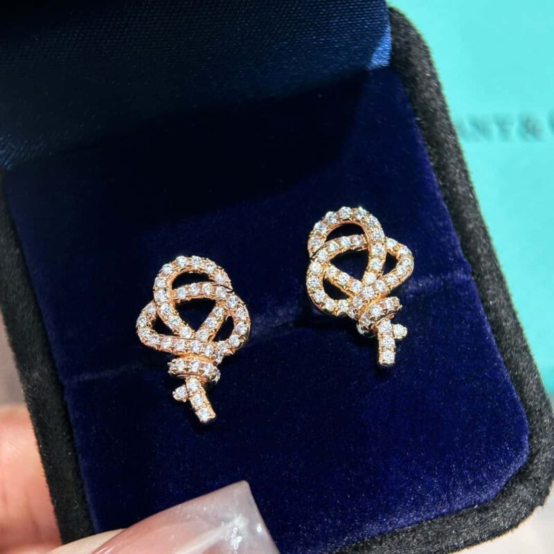 ❗️新品❗️ 新款☑️TIFFANY&Co. Woven满钻钥匙耳钉耳环