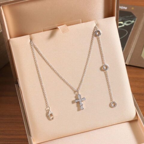 ❗️新品❗️  ☀BVLGARI宝格丽新款CROCE PENDANTS 十字项链 ☀