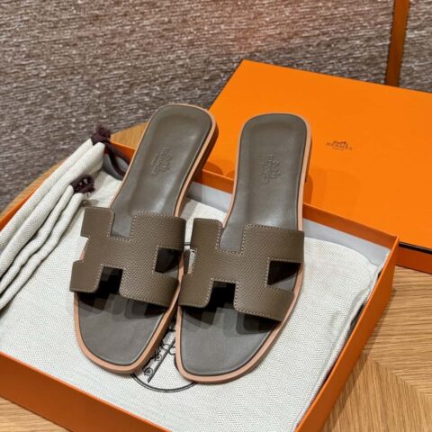 Hermès 拖鞋