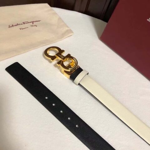 Ferragamo菲拉格慕 女款2.5cm马蹄扣腰带