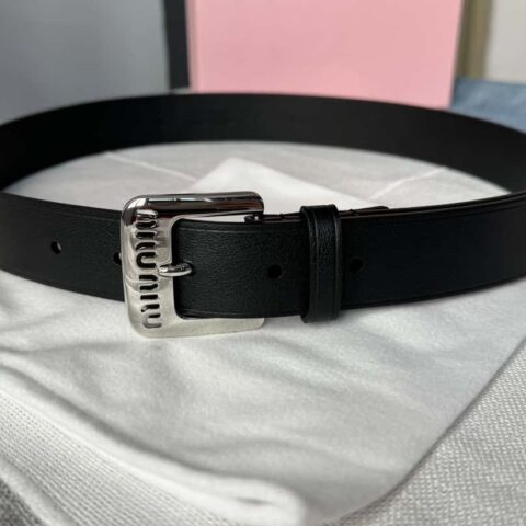 Miumiu双面头层牛皮腰带 3.0CM