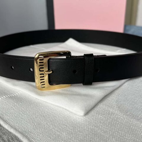 Miumiu双面头层牛皮腰带 3.0CM