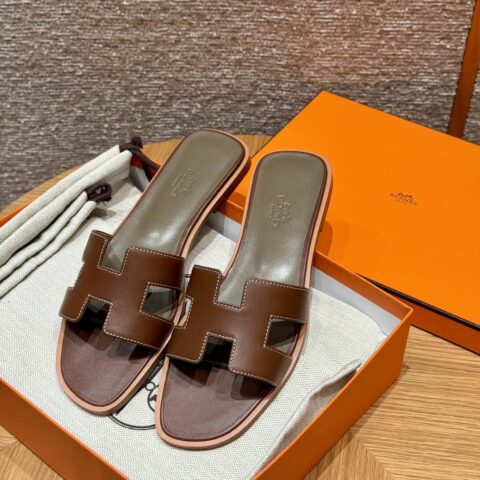 Hermès 拖鞋