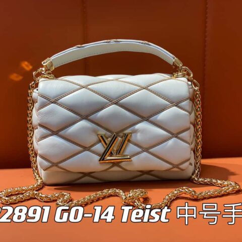 【原单精品】M22891米白 全皮菱格链条包系列 GO-14 Teist 中号手袋 M22890