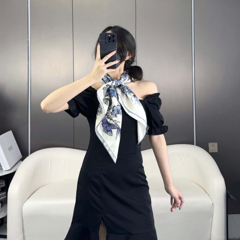 DIOR 环游世界·蝴蝶 丝巾
