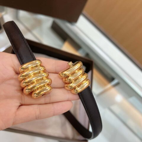 BottegaVeneta葆蝶家 黑金金属扣缠绕式不规则设计金色圆环装饰束腰腰带