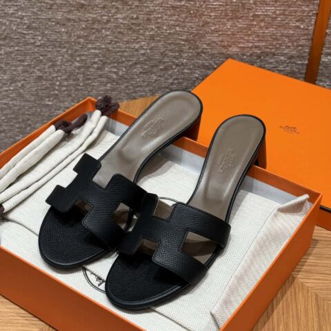 Hermès H家经典高跟鞋