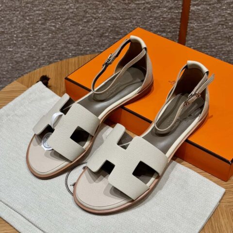 Hermès Ｈ家春夏必备穿搭凉鞋