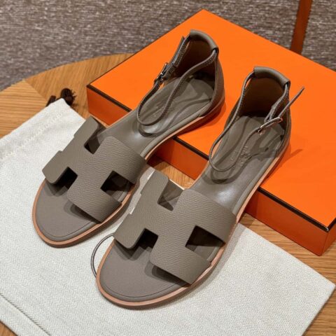 Hermès Ｈ家春夏必备穿搭凉鞋