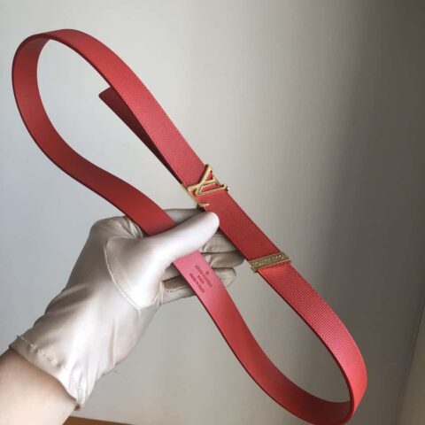 LV 女款压纹小牛皮腰带 2.0CM