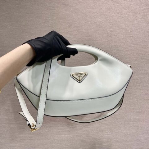 PRADA🎉新品饺子包🎉1BA421白色