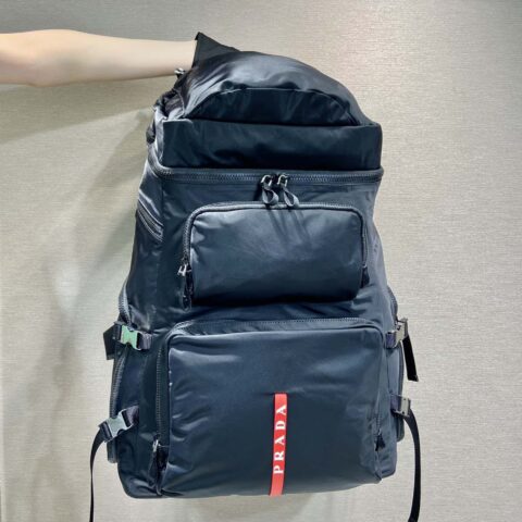 PRADA🎉新款登山包🎉2VZ086新品