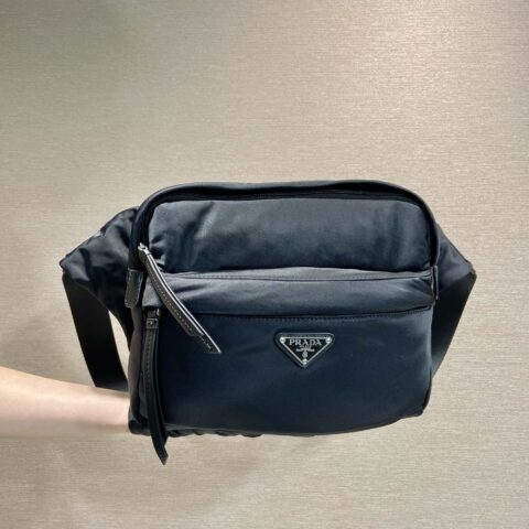 PRADA🎉新款🎉2VH038B邮差包