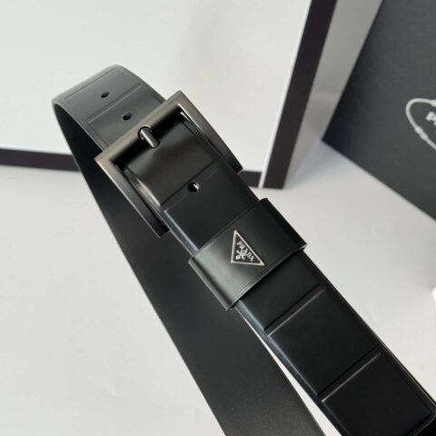PRADA/普拉达 牛皮压格工艺五金针扣款专柜新款腰带 3.5CM