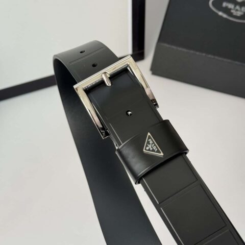 PRADA/普拉达 牛皮压格工艺五金针扣款专柜新款腰带 3.5CM