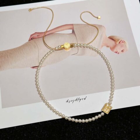 ❗️新品❗️MIUMIU耳钉耳环 MIU MIU缪缪方块字母珍珠项链