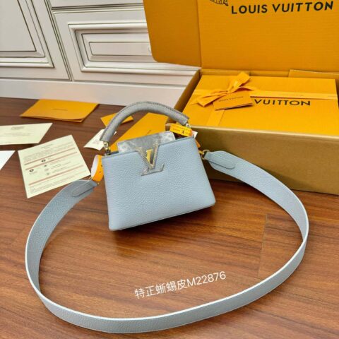 LV M22876 Capucines Mini