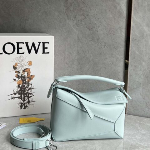 LOEWE全新做法puzzle几何包 24CM 0681