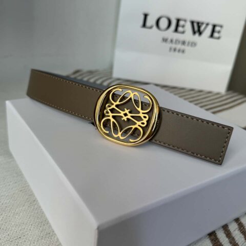 LOEWE罗意威新款腰带光滑牛皮革双面腰带 2.8CM