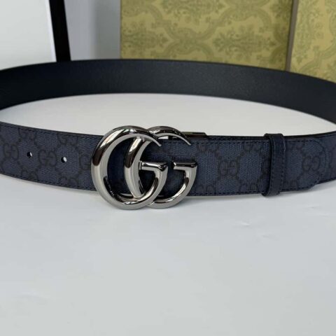 GUCCI 3.7cm双G亮光旋转扣搭配双面皮带