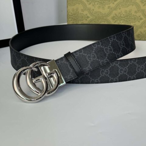 GUCCI 3.7cm双G亮光旋转扣搭配双面皮带
