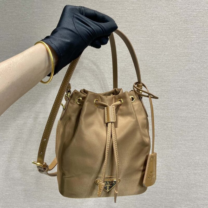 PRADA🎉新款水桶包🎉1BE067升级版 棕色