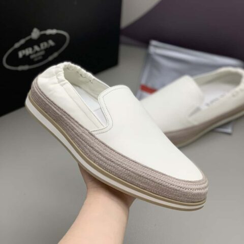 PRADA💁🏻‍♂️男士乐福鞋