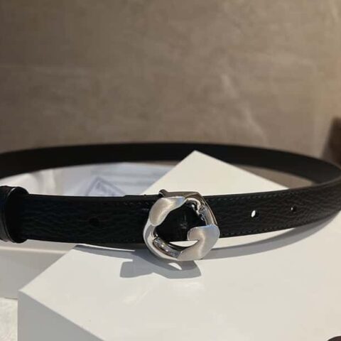 GIVENHY纪梵希G链条搭扣腰带 2.0cm