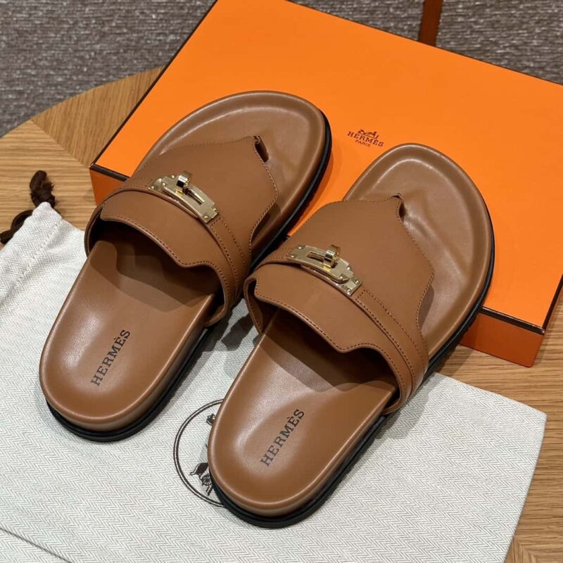 Hermès 258 Empire 夹脚拖 平纹/swift 金棕色/37/Gold