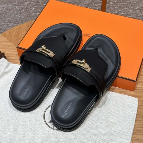 Hermès 258 Empire 夹脚拖 平纹/swift 黑色/89/Black