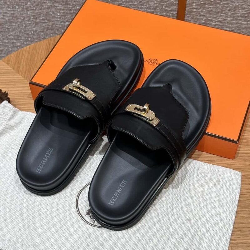 Hermès 258 Empire 夹脚拖 平纹/swift 黑色/89/Black