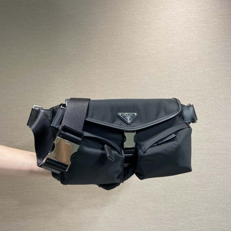 PRADA🎉新款🎉2VH174胸包/腰包