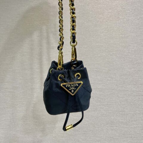 PRADA🎉绣格小水桶🎉1NR016