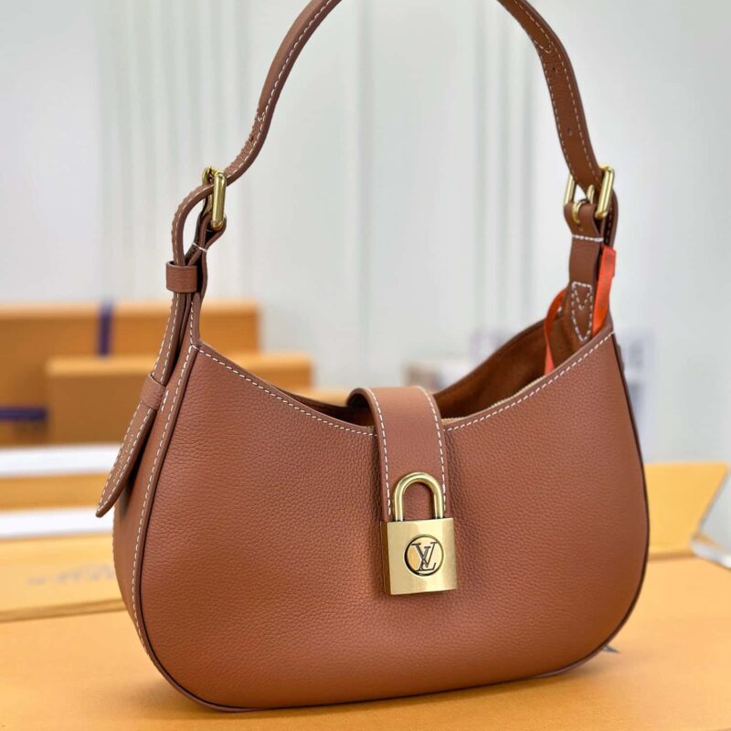 LV M24885 LOW KEY SHOULDER BAG 手袋
