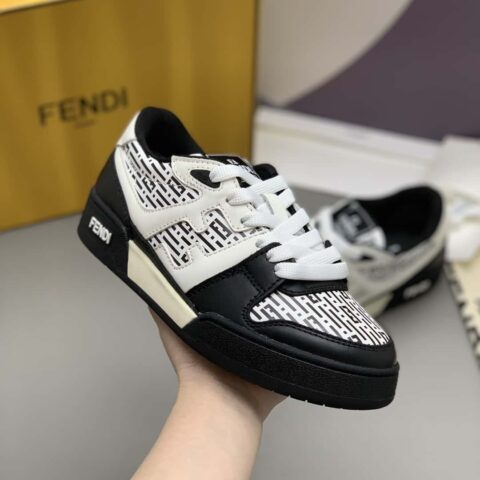 FENDI🆕男款复古运动休闲鞋