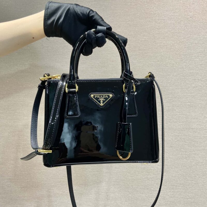 PRADA🎉mini杀手🎉1BA906漆皮🎉🎉黑色
