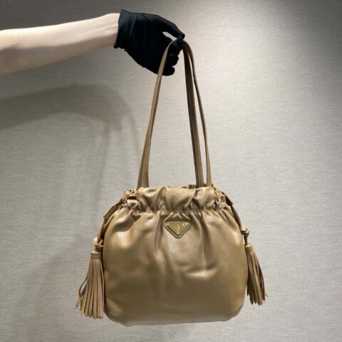 PRADA🎉新款福袋包🎉1BG541小羊皮🎉🎉棕色