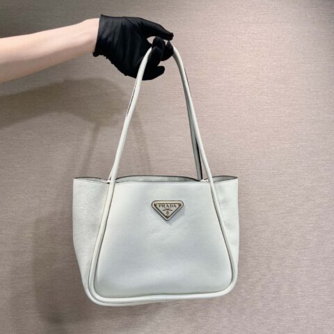 PRADA🎉新品🎉1BG539肩背款🎉🎉白色
