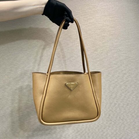 PRADA🎉新品🎉1BG539肩背款🎉🎉棕色