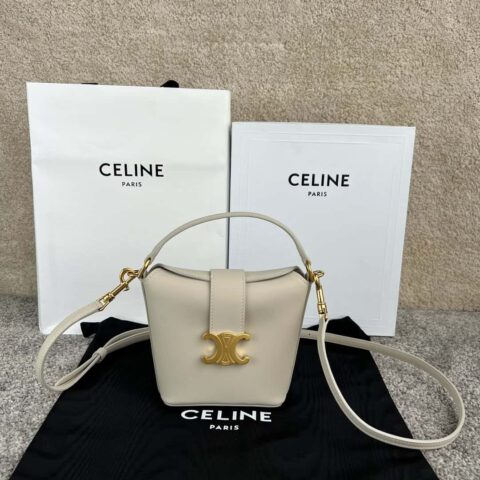 CELINE TRIOMPHE迷你光滑牛皮革水桶包 10K943米白色